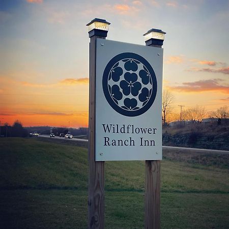 Wildflower Ranch Inn Springfield Buitenkant foto