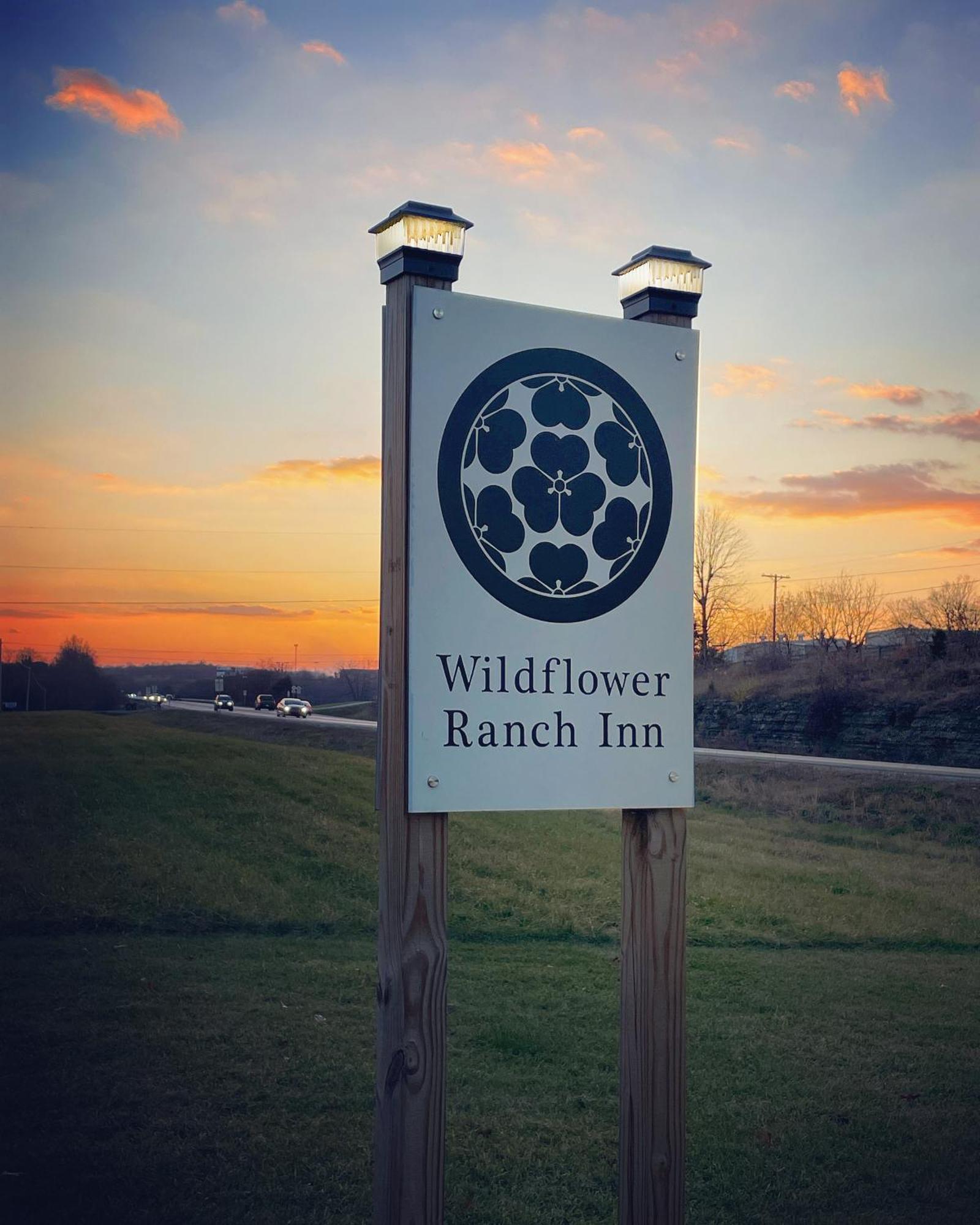 Wildflower Ranch Inn Springfield Buitenkant foto